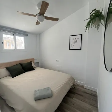Apartament Benalhome - Tu Hogar Con Terraza Y Ducha Exterior